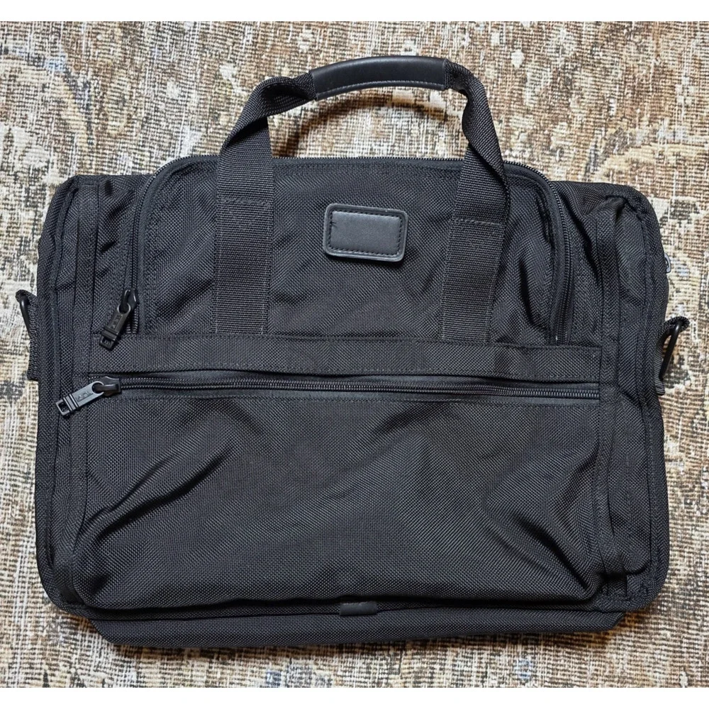 TUMI Ballistic Nylon Black Laptop Briefcase Messenger Bag Expandable Strap